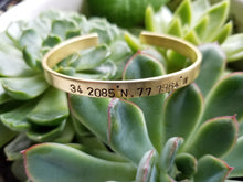 Load image into Gallery viewer, The Coordinate Cuff
